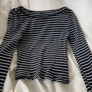 Ribbed blue and white crop top